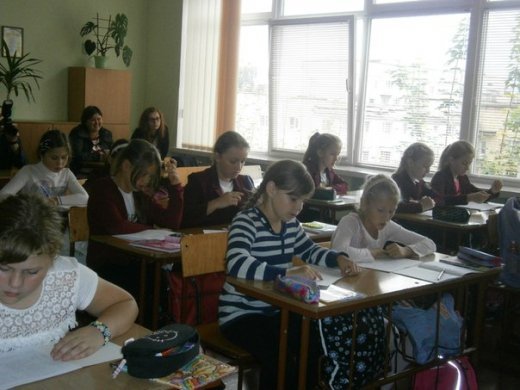 У Луцьку учнів вчать китайської. ФОТО